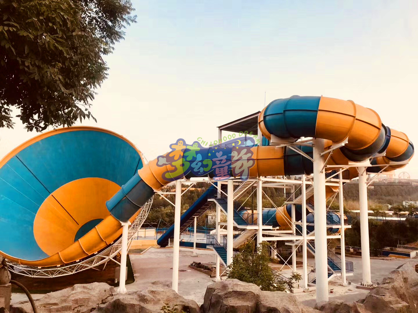 河南省新鄉(xiāng)市五龍山響水河水上樂園